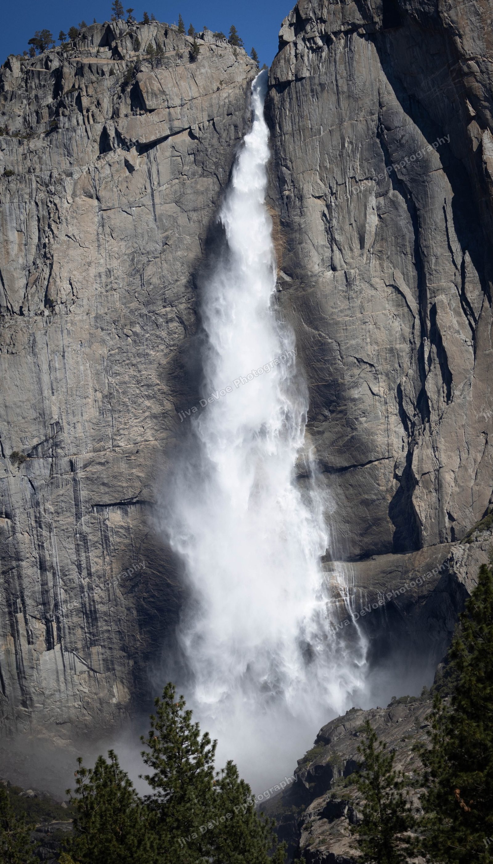 Bridal Veil Falls - Yosemite National Park